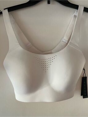 Victoria's Secret VSX Featherweight Max Sports Bra Wireless Turbowick NWT 36B